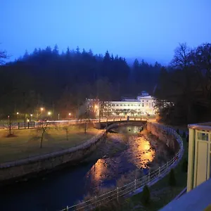 Slunecni Lazne 3*, Karlsbad Tsjechië