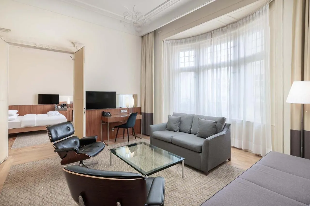 K+K Hotel Central Prague 4*,